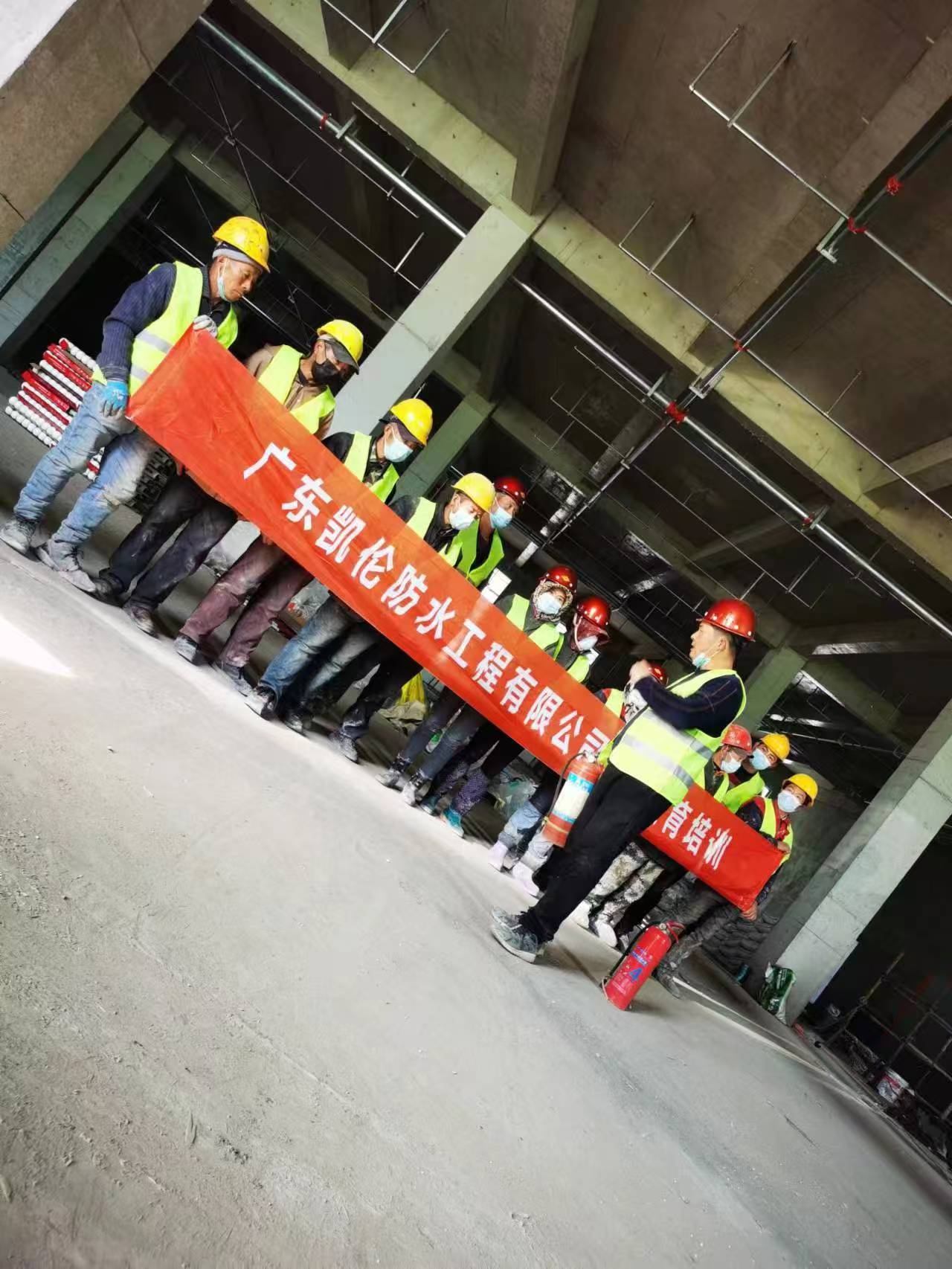 陕西西安屋顶专业防水施工：凯伦防水助力三亚医院完美解决漏水问题